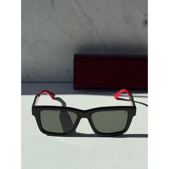 NEW Gucci GG1869S Black Squared Sunglasses $515 main image 6